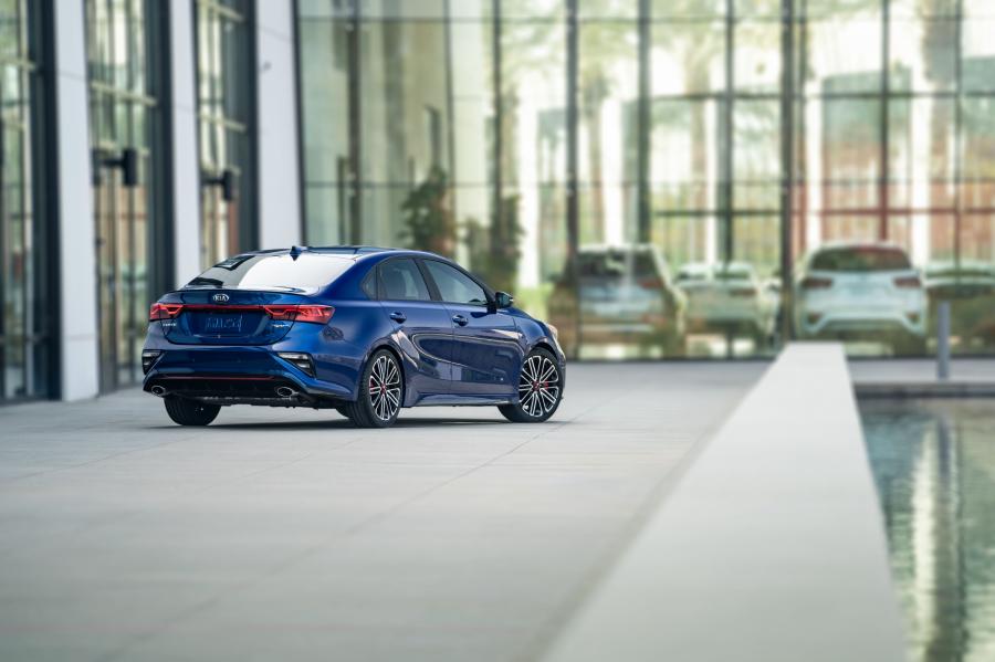  Kia Forte GT (BD) 2019 года  (NA) (фото 8 из 32)